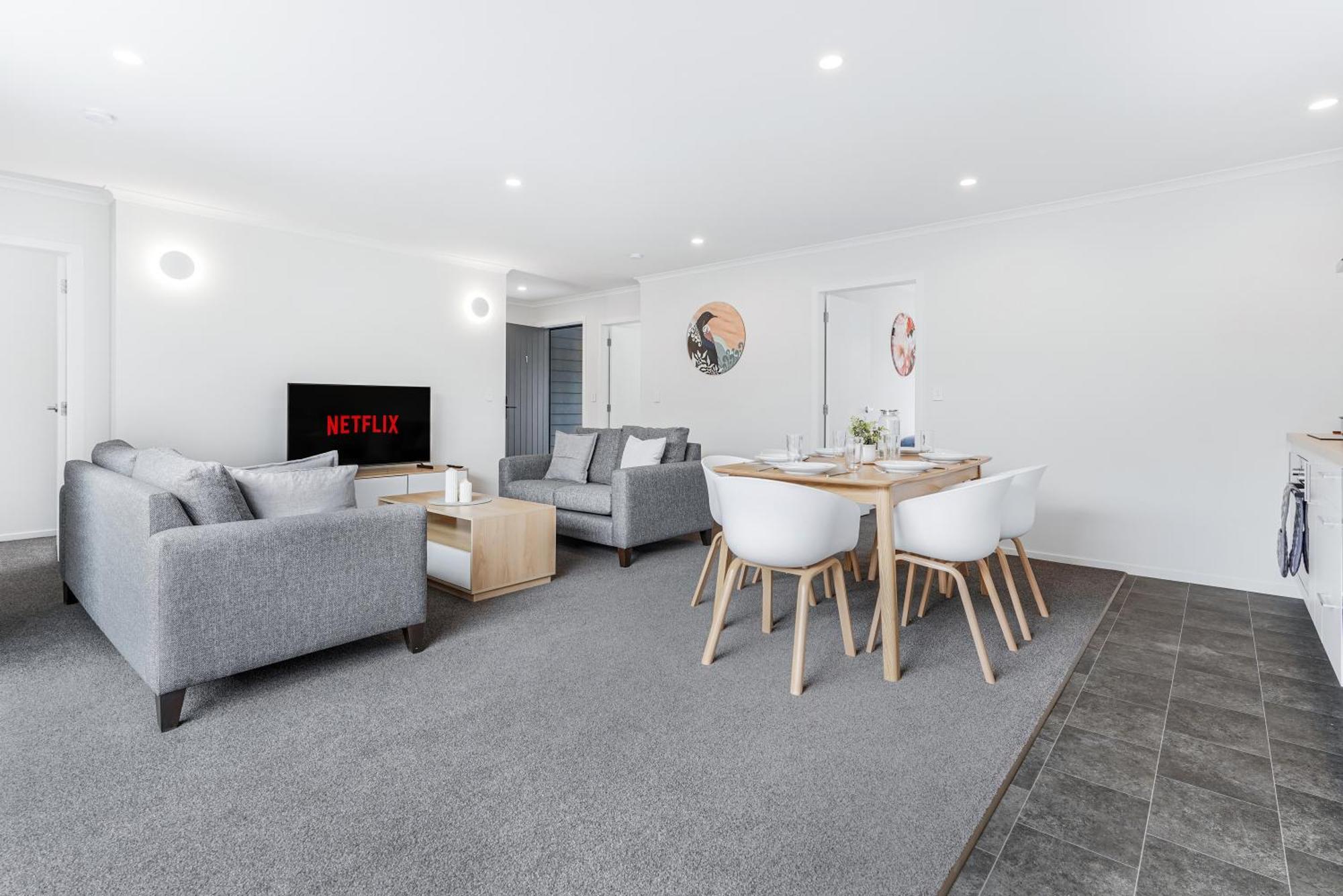 Modern Retreat With King Bed - By Kosh Bnb Hamilton Exterior foto